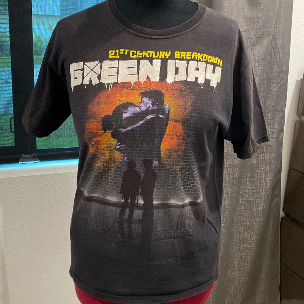 Vintage Authentic Green Day band T-shirt 21st Century Breakdown |Size Medium